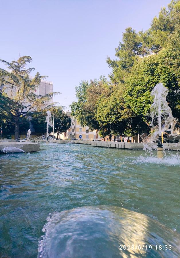 Calogiuri Nest Apartment Lecce Bagian luar foto